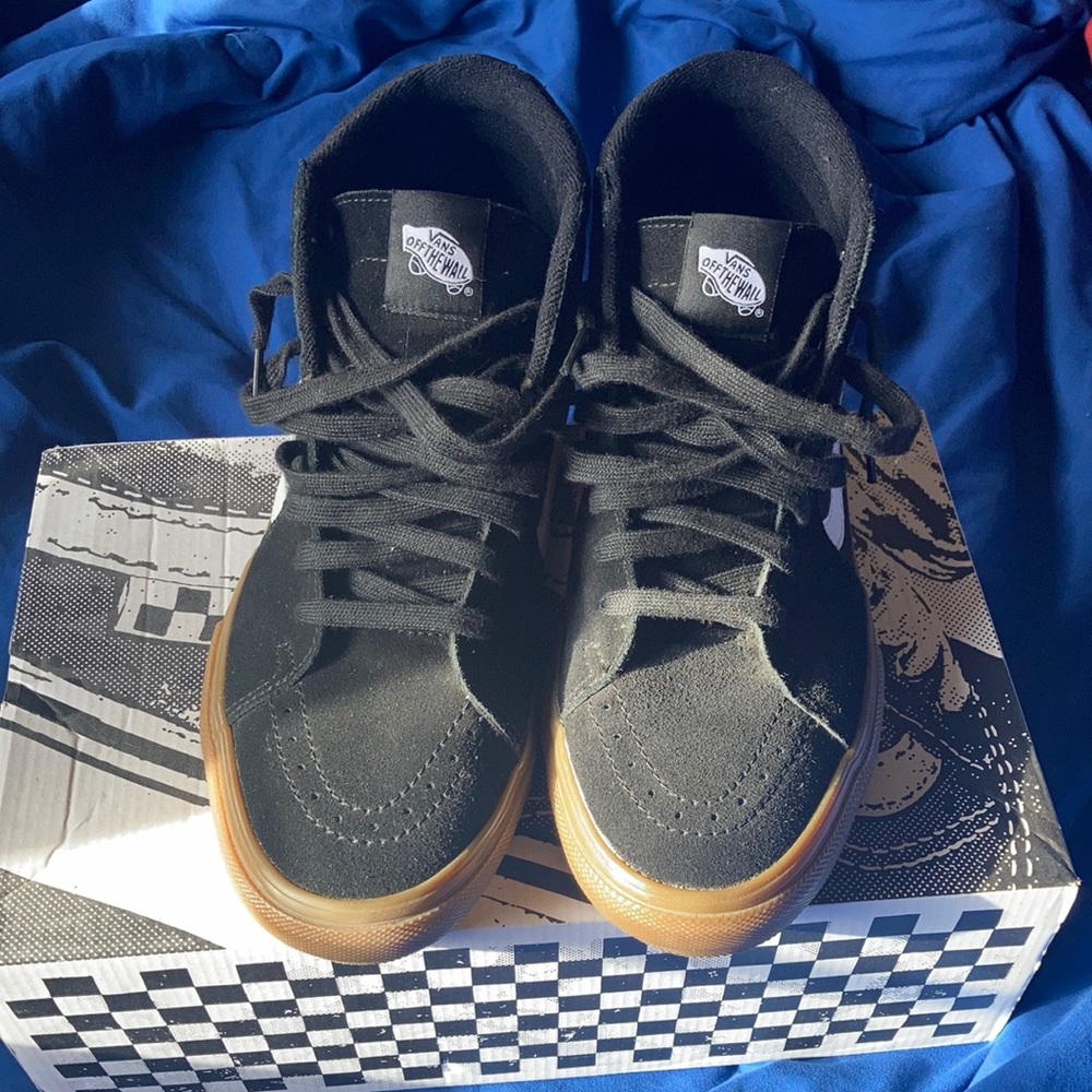 Vans black gum bottom skate high men’s size 10.5